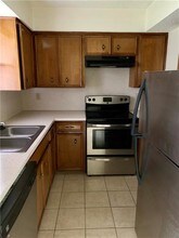 905 E 51st St-Unit -102 in Austin, TX - Building Photo - Building Photo