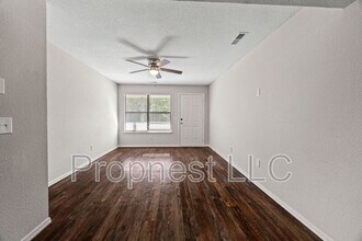 2764 N Barcelona Ave in Fayetteville, AR - Building Photo - Building Photo