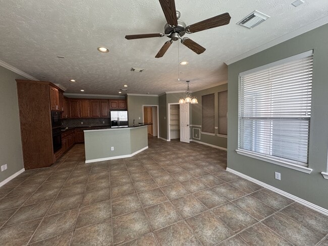 3809 Brinkman St in Houston, TX - Foto de edificio - Building Photo