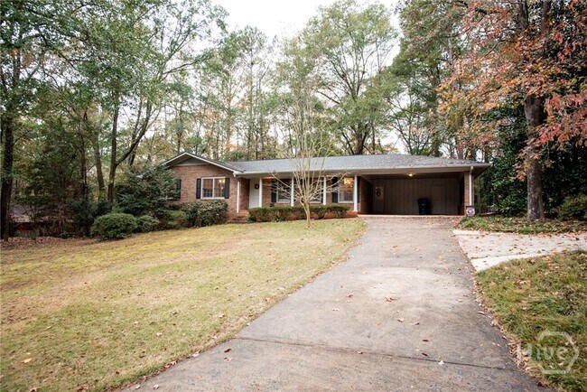 270 Segrest Cir in Athens, GA - Building Photo - Building Photo