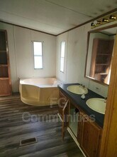 1124 N Bryan Rd in Jacksonville, NC - Building Photo - Building Photo