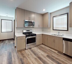 864 18th Ave SE in Minneapolis, MN - Building Photo - Building Photo