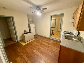 199 Belleville Ave, Unit 1S in New Bedford, MA - Building Photo - Building Photo