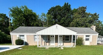 1353 Steed St in Rock Hill, SC - Building Photo