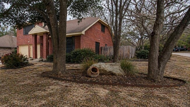 12900 Medina River Way in Austin, TX - Building Photo - Building Photo