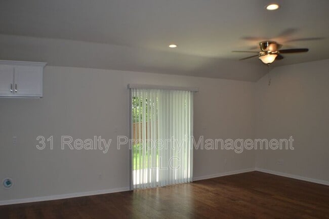 3424 Brookstone Dr in Sherman, TX - Building Photo - Building Photo