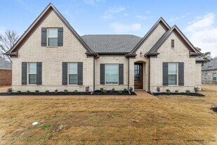 5477 Riverstone Dr in Memphis, TN - Building Photo