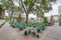 4515 Briar Hollow Pl photo'