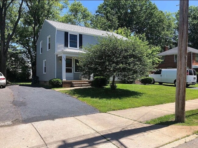 property at 1539-1543 Babbitt Rd