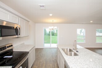 421 Leaning Maple Wy in Columbia, SC - Building Photo - Building Photo