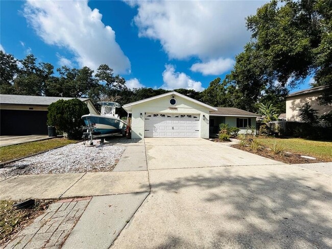 2056 59th Way N in Clearwater, FL - Building Photo - Building Photo