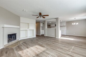 2624 Misty Harbor Dr in Little Elm, TX - Foto de edificio - Building Photo