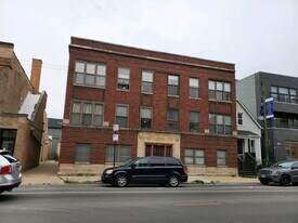 3320 W Diversey Ave in Chicago, IL - Building Photo