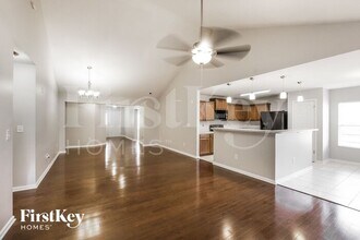 11618 Village Pond Dr in Charlotte, NC - Building Photo - Building Photo