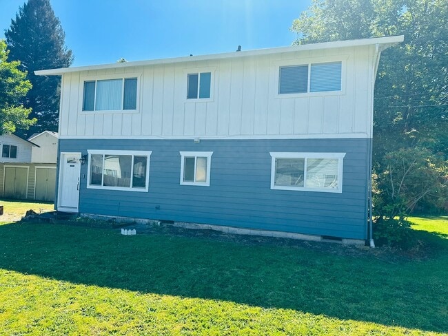 property at 606 NW 10th Ave