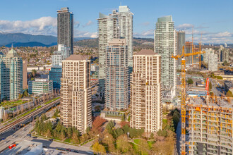 Vantage in Burnaby, BC - Building Photo - Building Photo