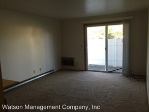 6315 N Washington St in Spokane, WA - Foto de edificio - Building Photo