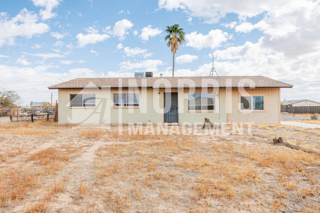 6263 N Lake Superior Dr in Casa Grande, AZ - Building Photo