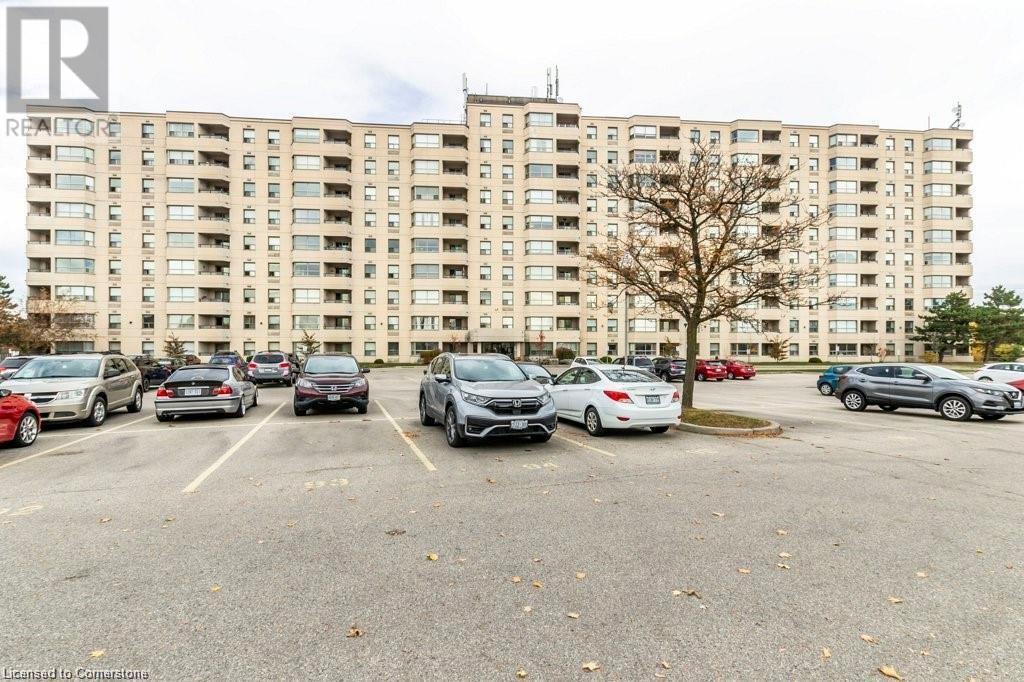 200 Jamieson Pkwy in Cambridge, ON - Building Photo