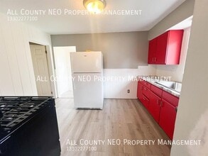 1217 Dietz Ave in Akron, OH - Building Photo - Building Photo