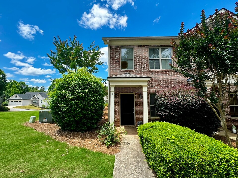 200 River Grove Parkway in Athens, GA - Building Photo