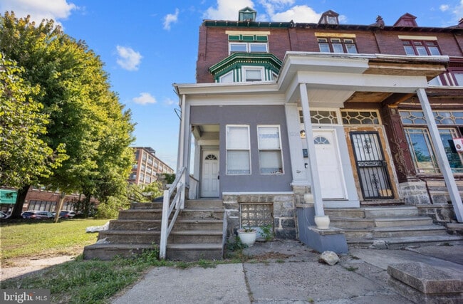 5106 Parkside Ave, Unit 3 in Philadelphia, PA - Building Photo - Building Photo