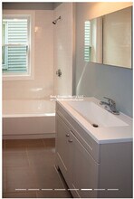 23 Granite St, Unit 2 in Somerville, MA - Building Photo - Building Photo