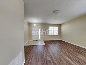 1942 Beardsley Dr in Apopka, FL - Building Photo - Building Photo