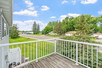 5423 Elm Grove Ave in Minneapolis, MN - Building Photo - Building Photo