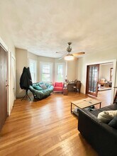 48 Kent St, Unit 2 in Somerville, MA - Building Photo - Building Photo