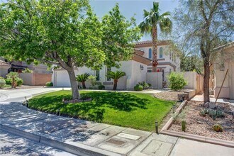 875 Chaste Ct in Henderson, NV - Building Photo - Building Photo