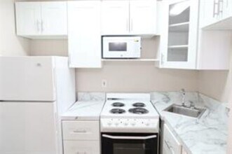 1010 SE 15th St, Unit 110 in Fort Lauderdale, FL - Foto de edificio - Building Photo