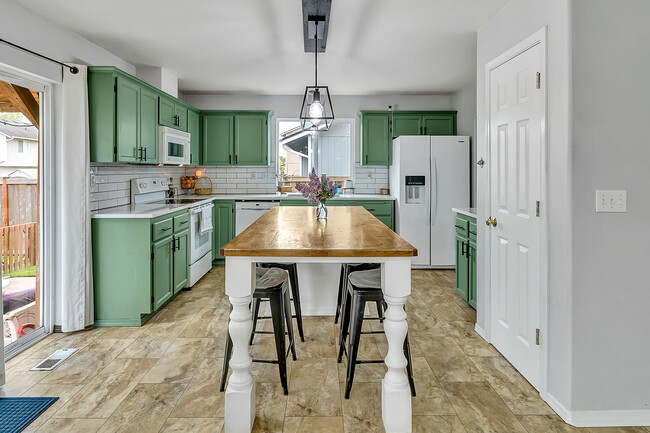 property at 17904 68th Ave E
