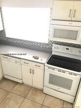15221 NE 6th Ave in Miami, FL - Building Photo - Building Photo