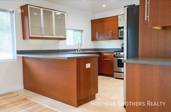 1117 Cochran Ave, Unit 1 in Los Angeles, CA - Foto de edificio - Building Photo