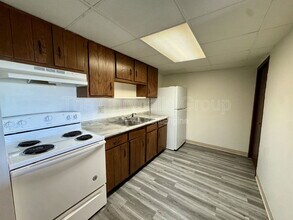 2406 Marquette Rd in Peru, IL - Building Photo - Building Photo