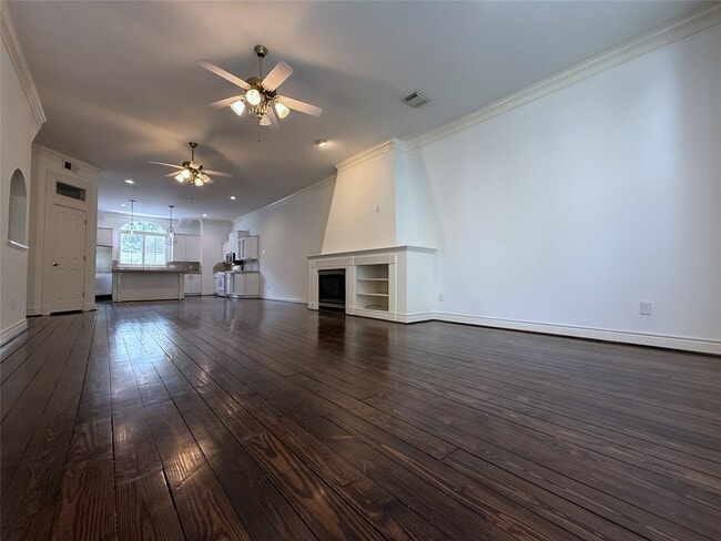 property at 118 Detering St