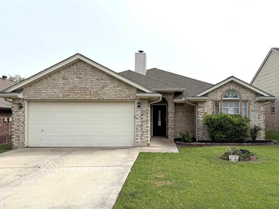 4836 Stetson Dr S in Fort Worth, TX - Building Photo