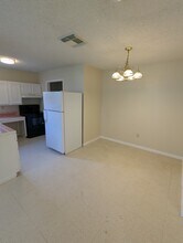 6310 Windsor Castle, Unit 3 in San Antonio, TX - Building Photo - Building Photo