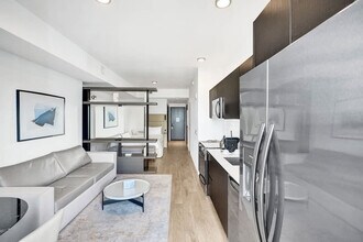 398 NE 5th St, Unit SI ID1504043P in Miami, FL - Building Photo - Building Photo