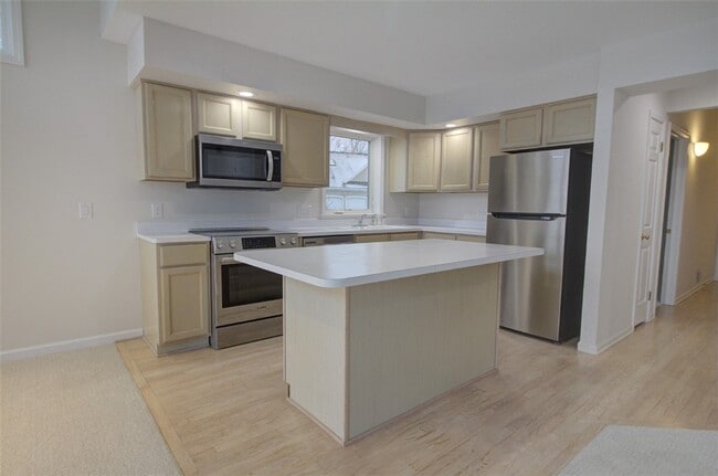 property at 245 Roseland Ln