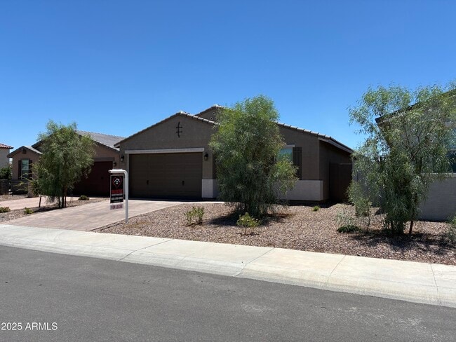 19913 W Palo Verde Dr in Litchfield Park, AZ - Foto de edificio - Building Photo