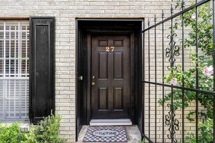 1715 Moritz Dr in Houston, TX - Building Photo