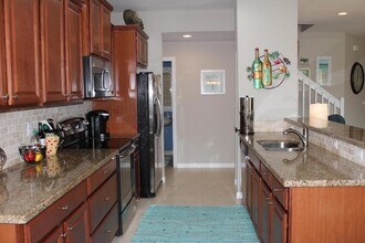 149 Gramercy Square Dr in Delray Beach, FL - Foto de edificio - Building Photo