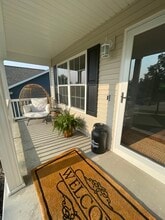 2045 Rosewood Dr NW in Cedar Rapids, IA - Building Photo - Building Photo