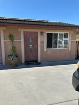 706 Sylvis Way in San Marcos, CA - Building Photo