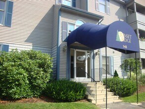 133 Eastern Ave in Manchester, NH - Building Photo - Building Photo