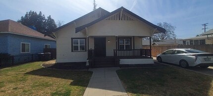 2033 Gaither St in Selma, CA - Building Photo - Building Photo