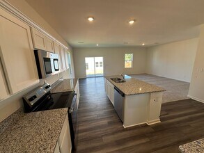 379 Shiloh Wy in Mebane, NC - Building Photo - Building Photo