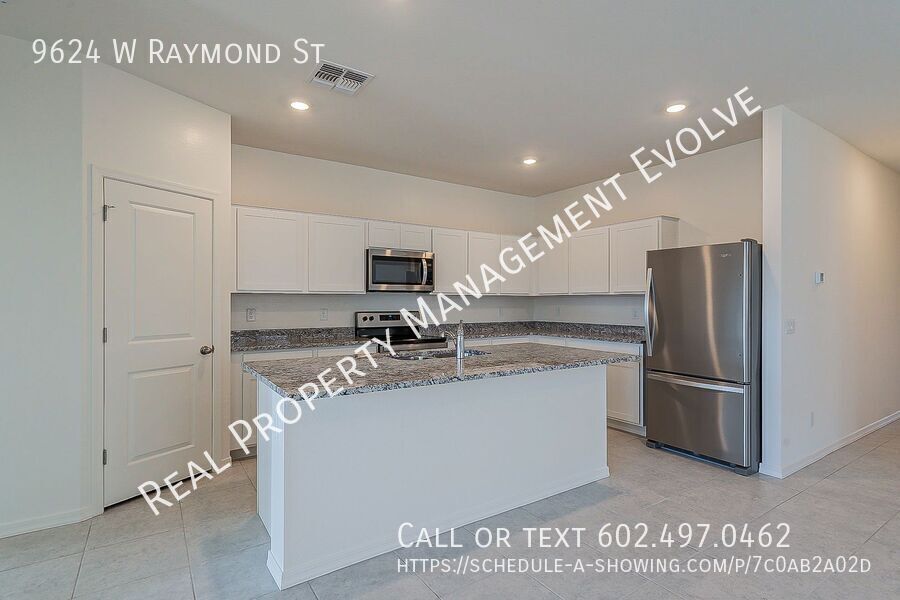 9624 W Raymond St in Tolleson, AZ - Building Photo
